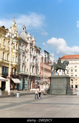 Kroatien, Zagreb, der Hauptplatz - Trg Josip Jelacica. Stockfoto