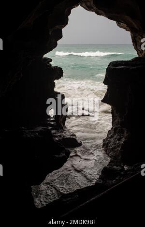 Höhlen von Herkules, archäologischer Höhlenkomplex in Kap Spartel, Tanger, Marokko. Stockfoto