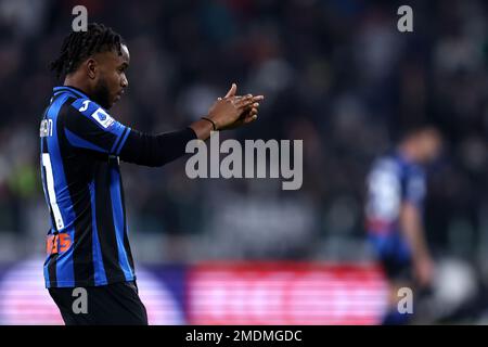 Turin, Italien. 22. Januar 2023. Ademola Lookman von Atalanta BC Gesten während des Fußballspiels der Serie A zwischen dem FC Juventus und Atalanta BC im Allianz-Stadion am 22. Januar 2023 in Turin, Italien . Kredit: Marco Canoniero/Alamy Live News Stockfoto