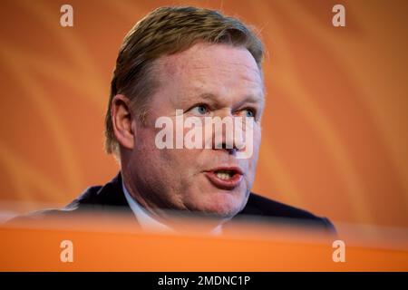 Zeist, Niederlande. 23. Januar 2023. ZEIST, NIEDERLANDE - JANUAR 23: Trainer Ronald Koeman aus den Niederlanden während einer Pressekonferenz der niederländischen Männer-Fußballmannschaft auf dem KNVB Campus am 23. Januar 2023 in Zeist, Niederlande (Foto von Broer van den Boom/Orange Pictures) Kredit: Orange Pics BV/Alamy Live News Stockfoto