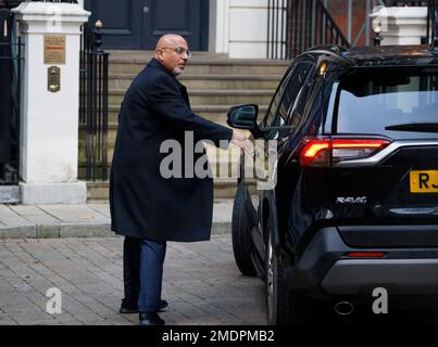 London, Großbritannien. 23. Januar 2023. Der Vorsitzende der Konservativen Partei, NADHIM ZAHAWI, wird im Hauptquartier der Konservativen Partei in London gesehen. Ehemaliger Kanzler Zahawi steht unter Druck, nachdem er behauptet hatte, er habe versucht, Steuern zu vermeiden, und musste sie zurückzahlen. Foto: Ben Cawthra/Sipa USA Kredit: SIPA USA/Alamy Live News Stockfoto