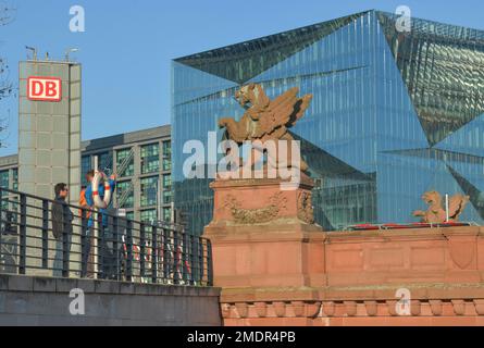 Moltkebruecke, Cube Berlin, Washingtonplatz Mitte, Berlin, Deutschland Stockfoto