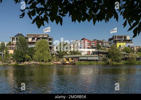 Holzmarkt, Holzmarktstraße, Spree, Friedrichshain, Berlin, Deutschland Stockfoto