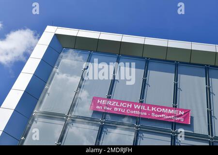 Hauptgebäude, BTU Brandenburg Technische Universität Cottbus-Senftenberg, Platz der Deutschen Einheit, Cottbus, Brandenburg, Deutschland Stockfoto