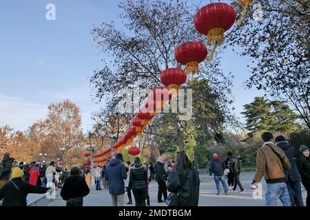 Das MondNeujahrsfest wird in Mailand Chinatown im Park Arch of the Peace gefeiert. Stockfoto