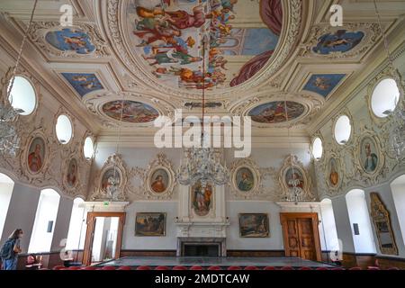 Kaiserliche Halle der kaiserlichen Abtei, Deckengemälde Hochzeit von Cana, Benediktinerkloster Corvey, Hoexter, Nordrhein-Westfalen, Deutschland Stockfoto