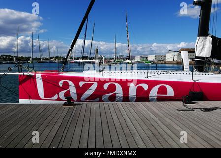 Lorient, Lazare IMOCA, La Base, Keroman Submarine Base, Morbihan, Bretagne, Bretagne, Frankreich, Europa Stockfoto