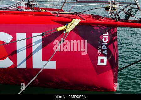 Lorient, Apicil IMOCA, La Base, Keroman Submarine Base, Morbihan, Bretagne, Bretagne, Frankreich, Europa Stockfoto