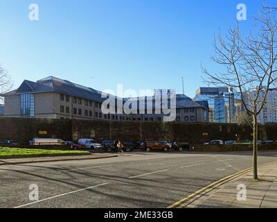 HM Gefängnis, Cardiff, eingenommen am 2023. Januar. Im Winter. Stockfoto