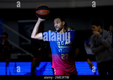 SADIEL ROJAS, im Warm-up vor dem Spiel UCAM Murcia CB gegen BARCOA, ACB, Endesa Basketball League, Basketball First Division, reguläre Liga, Tag Stockfoto