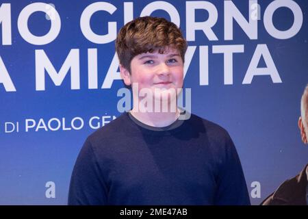 Rom, Italien. 23. Januar 2023. Die italienische Schauspielerin Gabriele Cristini nimmt am Fototermin des Films „Il primo giorno della mia vita“ im Hotel Bernini in Rom Teil (Foto: Matteo Nardone/Pacific Press). Kredit: Pacific Press Production Corp./Alamy Live News Stockfoto