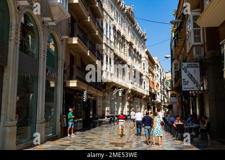 Cartagena, Spanien - 20. September 2020: Malerische Straßen der Altstadt von Cartagena in Spanien Stockfoto