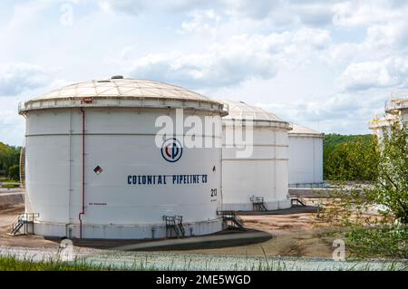 Koloniale Pipeline Kraftstofflagertanks Stockfoto