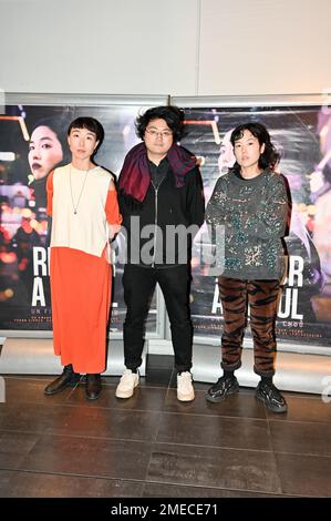 Ji-Min Park, Hauptdarstellerin des Films Retour A Seoul (Rückkehr nach Seoul), Davy Chou, Regisseur des Films und Laure Badufle während der Premiere von Davy Chous Film „Rückkehr nach Seoul“ in der MK2 Bibliotheque am 23. Januar 2023 in Paris, Frankreich. Foto: Tomas Stevens/ABACAPRESS.COM Stockfoto