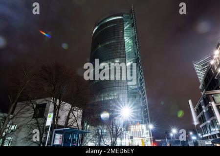 Bonn, Deutschland. 24. Januar 2023. Blick auf den Hauptsitz der Deutschen Post AG in Bonn. Kredit: Thomas Banneyer/dpa/Alamy Live News Stockfoto