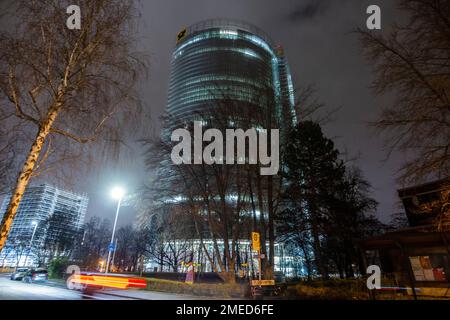 Bonn, Deutschland. 24. Januar 2023. Blick auf den Hauptsitz der Deutschen Post AG in Bonn. Kredit: Thomas Banneyer/dpa/Alamy Live News Stockfoto