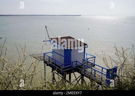 Holzhütte für Fischer in Meschers-sur-Gironde Frankreich Stockfoto