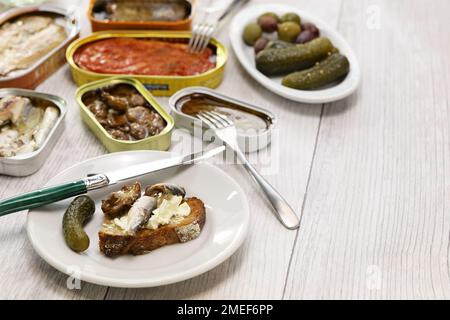 Eine Fischteller aus der Dose für den Date-Abend Stockfoto