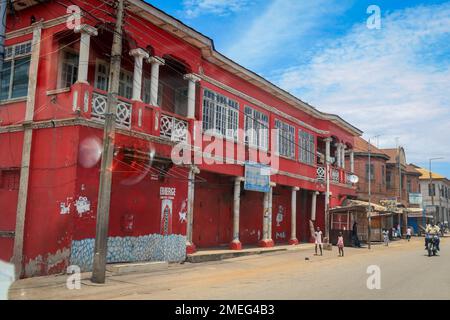 Kumasi, Ghana - 6. April 2022: Afrikanisches Zentrum in Kumasi Stockfoto