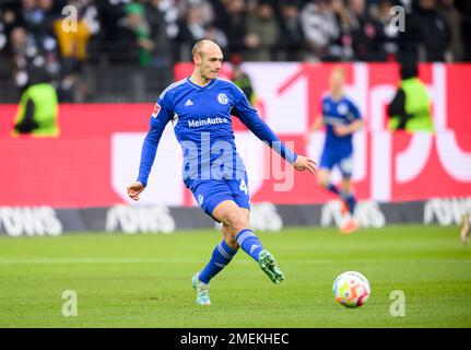 Henning MATRICIANI (GE) Action, Fussball 1. Bundesliga, 16. Spieltag, Eintracht Frankfurt (F) - FC Schalke 04 (GE) 3:0, am 21,01. 2023 in Frankfurt/Deutschland. #DFL-Vorschriften verbieten die Verwendung von Fotografien als Bildsequenzen und/oder quasi-Video # Stockfoto