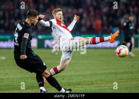 Köln, RheinEnergieStadion, 21.01.23: Niklas stark (L) (Bremen) gegen Florian Kainz 1. FC Köln beim 1. Bundesliga Spiel 1. FC Köln gegen Werder Bremen. Fot Stockfoto