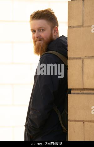 Just Stop Oil-Protestteilnehmer Joshua Smith trifft am Northampton Crown Court ein, der wegen Verschwörung angeklagt wurde, um öffentliche Belästigung wegen eines Protestes während des Formel-1-Großen Preises von Großbritannien in Silverstone im Juli 2022 zu verursachen. Foto: Dienstag, 24. Januar 2023. Stockfoto