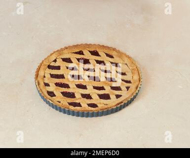 Mandel und Himbeerlattice Tart, Linzertorte Stockfoto