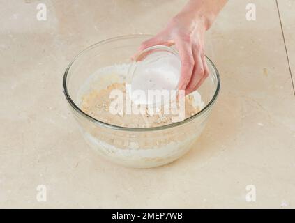 Sauerteigbrot, vermischt mit gelöster Hefe Stockfoto