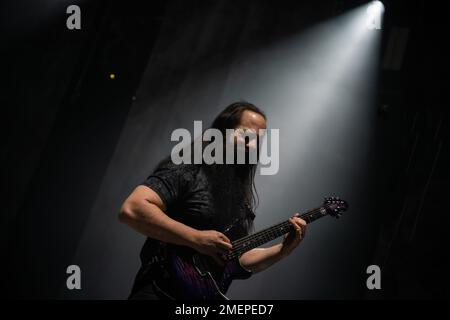 23. Januar 2023, Neapel, Kampanien, Italien: Dream Theater - The Top of the World Tour 2023, erstes Date in Neapel im Palapartenope Theater. (Kreditbild: © Giovanni Esposito/Pacific Press via ZUMA Press Wire) NUR REDAKTIONELLE VERWENDUNG! Nicht für den kommerziellen GEBRAUCH! Stockfoto