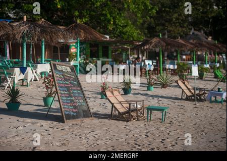 Myanmar, Westmyanmar, Ngapali, Ngapali Strand, Strandrestaurants und Cafés Stockfoto