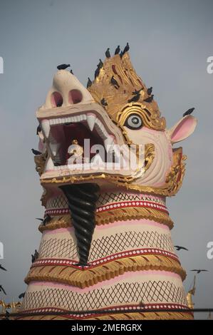 Myanmar, Bago Division, Bago, Shwemawdaw Pagode, Chinthe Einheit Stockfoto