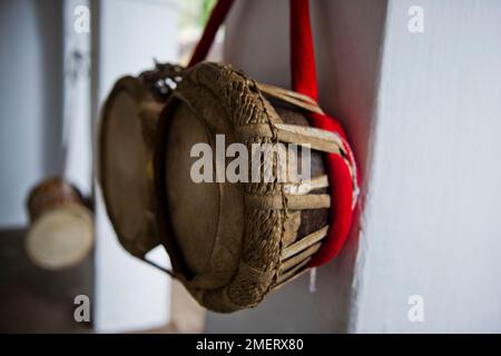 Central Province, Kandy, Sri Lanka, Vishnu Devale, Drums Stockfoto