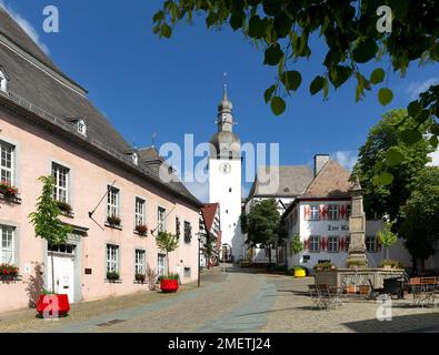 Altes Rathaus, Restaurant zur Krim, Glockenturm und Maximilianbrunnen