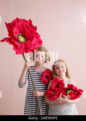 Papercraft Giant Poppy Schönheitsfoto Stockfoto