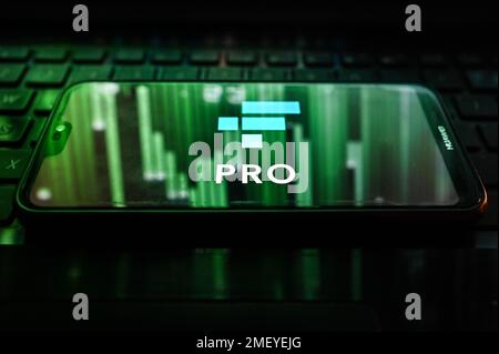 Polen. 24. Januar 2023. In dieser Abbildung wird das Pro-Logo auf einem Smartphone angezeigt. Kredit: SOPA Images Limited/Alamy Live News Stockfoto