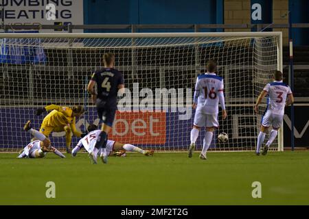Carlisle, Großbritannien. 24. Januar 2023Carlisle, Großbritannien. 24. Januar 2023. Kristian Dennis von Carlisle United schafft es beim Sky Bet League 2-Spiel zwischen Carlisle United und Hartlepool United am Dienstag, den 24. Januar 2023 in Brunton Park, Carlisle, auf 2-0 km. (Kredit: Scott Llewellyn | MI News) Kredit: MI News & Sport /Alamy Live News Stockfoto