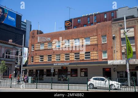 Sydney Pub, Bar Broadway im Stadtzentrum von Chippendale Sydney, NSW, Australien Stockfoto