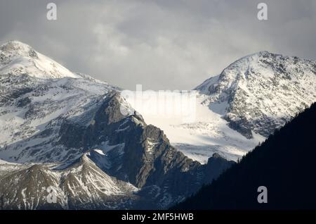 Blick vom Sand in Taufers (Campo Tures), Bozen, Trentino Südtirol, Italien, Europa Stockfoto