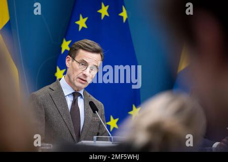 (230124) -- STOCKHOLM, 24. Januar 2023 (Xinhua) -- schwedischer Premierminister Ulf Kristersson spricht am 24. Januar 2023 auf einer Pressekonferenz in Stockholm, Schweden. Schweden erlitt einen großen Rückschlag bei seinem Antrag auf Mitgliedschaft in der Nordatlantikvertrags-Organisation (NATO), da T¨¹rkiye, ein NATO-Mitglied, erklärt hat, es werde es nicht unterstützen. (Ninni Andersson/schwedische Regierungsbüros/Handout über Xinhua) Stockfoto