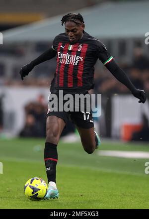 Mailand, Italien, 8. Januar 2023. Rafael Leao von AC Milan beim Spiel der Serie A in Giuseppe Meazza, Mailand. Der Bildausdruck sollte lauten: Jonathan Moscrop/Sportimage Stockfoto