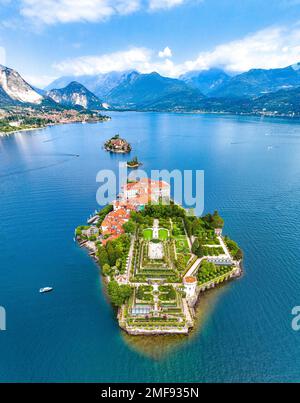 Luftaufnahme der Isola Bella in der Inselgruppe Isole Borromee im Lago Maggiore, Italien Stockfoto