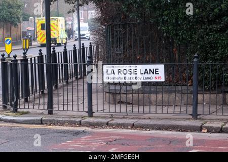 La Rose Lane, Tottenham, London, Großbritannien. 25. Januar 2023 La Rose Lane, früher Black Boy Lane in Tottenham, umbenannt vom Haringey council. Kredit: Matthew Chattle/Alamy Live News Stockfoto