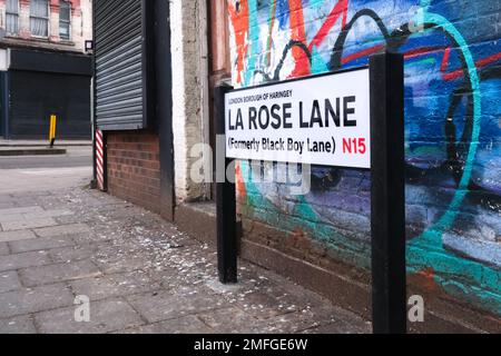 La Rose Lane, Tottenham, London, Großbritannien. 25. Januar 2023 La Rose Lane, früher Black Boy Lane in Tottenham, umbenannt vom Haringey council. Kredit: Matthew Chattle/Alamy Live News Stockfoto