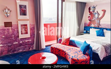SHANGHAI, CHINA - 20. JANUAR 2023 - Chinas erstes Ultraman-Hotel im Haichang Ocean Park in Shanghai, China, 20. Januar 2023. Es braucht Stockfoto