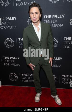 New York, New York, USA. 24. Januar 2023. Zach Braff nimmt an einer Sondervorführung von Apple TV Shrinking im Paley Museum Teil (Kreditbild: © Lev Radin/Pacific Press via ZUMA Press Wire), NUR REDAKTIONELLE VERWENDUNG! Nicht für den kommerziellen GEBRAUCH! Stockfoto