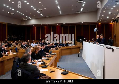 Griechenland, Athen auf 2023-01-23. Der griechische Ministerpräsident Kyriakos Mitsotakis veranstaltet eine thematische Pressekonferenz zum Thema Wirtschaft, Entwicklung und arbeit Stockfoto