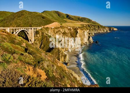 Bixby Creek Bridge am Highway One, Big Sur, Kalifornien, USA Stockfoto