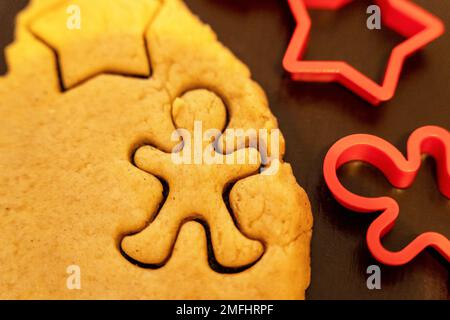 Teig für die Kekszubereitung. Schimmel zum Keksbacken Stockfoto