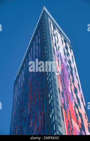 Das Saffron Square ist ein hochaufragendes Apartmentgebäude in Croydon, Greater London Stockfoto