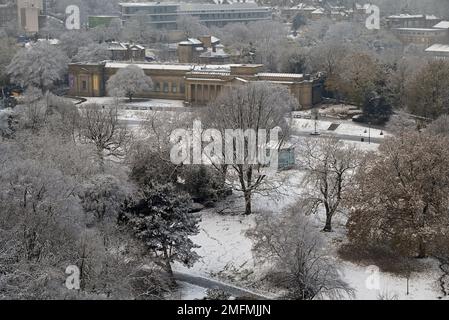 Weston Park in Sheffield nach Schneefall England 2023 Stockfoto